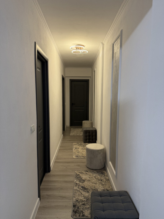 Apartament 3 camere, zona centrala, mobilat, gata de mutat 