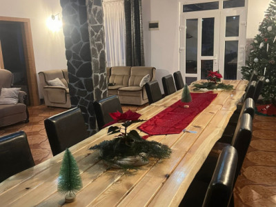 OFERTA LAST MINUTE! Pensiune 6 camere Moeciu de Sus disponibila pentru REVELION