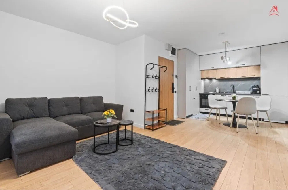 OFERTA LAST MINUTE! Apartament 2 camere in Poiana, disponibila pentru REVELION