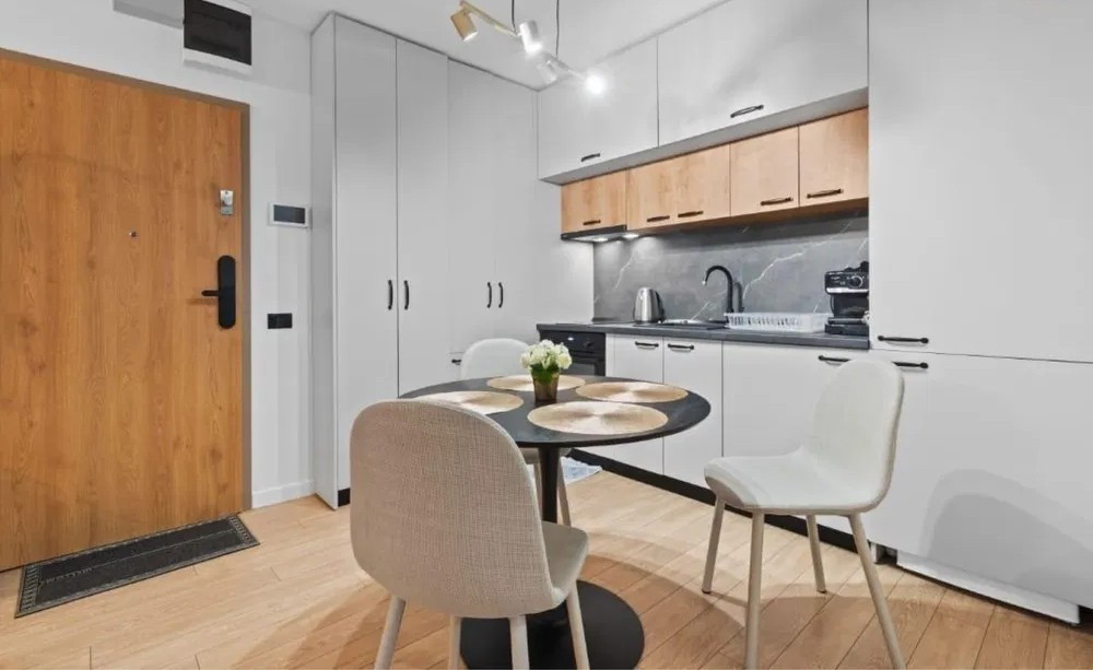 OFERTA LAST MINUTE! Apartament 2 camere in Poiana, disponibila pentru REVELION