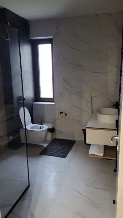 OFERTA LAST MINUTE! Apartament 2 camere in Poiana, disponibila pentru REVELION