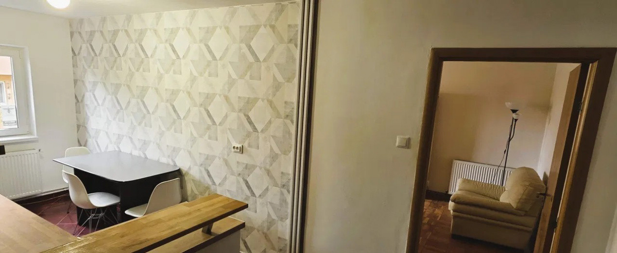 Apartament cu 2 camere, suprafata de 56mp, acces la  beci din bucatarie, Racadau