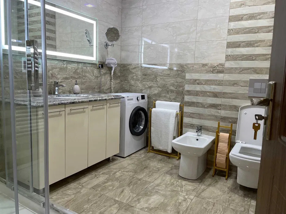 Apartament cu 2 camere, suprafata generoasa de 76mp si loc de parcare, la Isaran