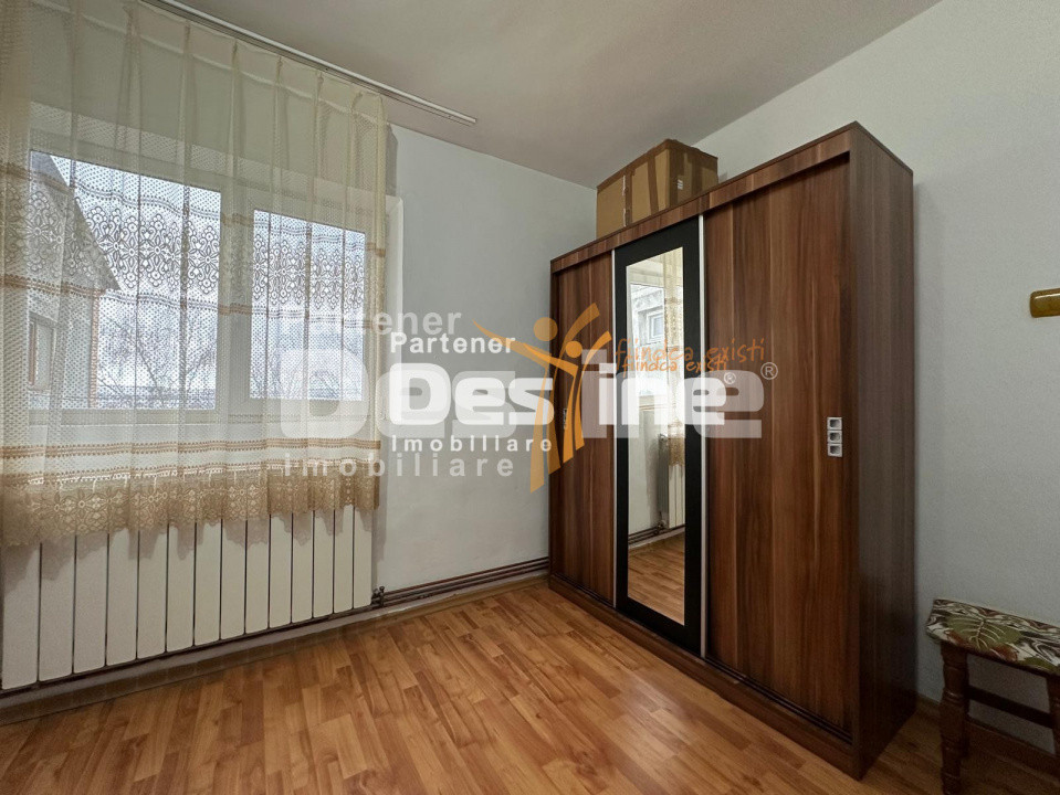 Garsonieră 25 mp, etaj 4, renovată complet, mobilată și utilată - Pascani