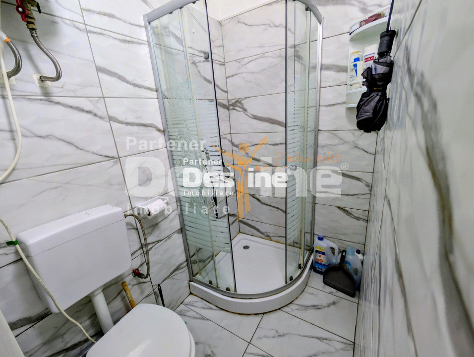 Cameră cămin 16 mp baie proprie mobilat și utilată renovată etaj 2 Frumoasa