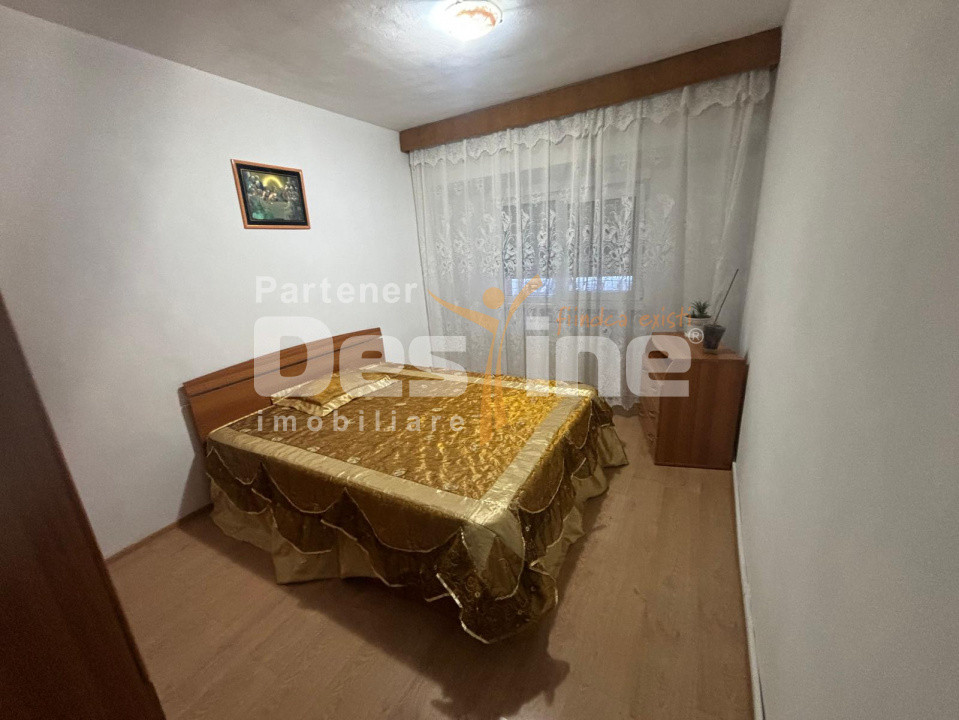 Apartament cu 3 camere, suprafata generoasa de 74 mp, la baza Colinei 