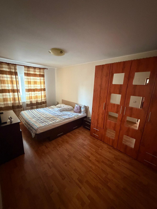 Apartament Spațios + Loc de Parcare