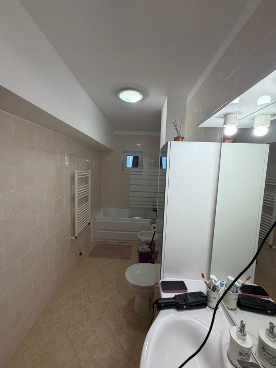 Apartament Spațios + Loc de Parcare