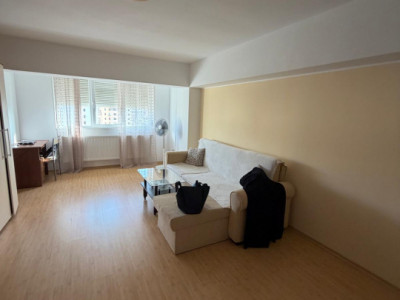 Apartament Spațios + Loc de Parcare