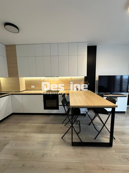 Chirie Silk District Apartament 3 camere 65 mp mobilat utilat + loc de parcare