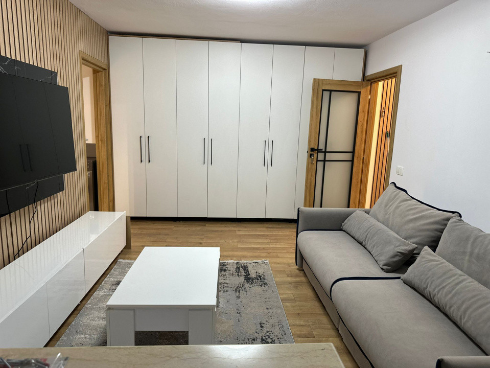 Apartament 2 camere cu o suprafata de 50 mp, renovat, situat in zona Faget