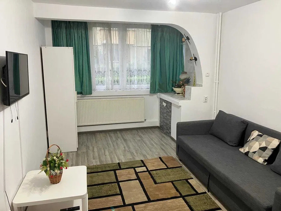 Apartament cu 3 camere, suprafata generoasa de 77mp si loc de parcare Astra