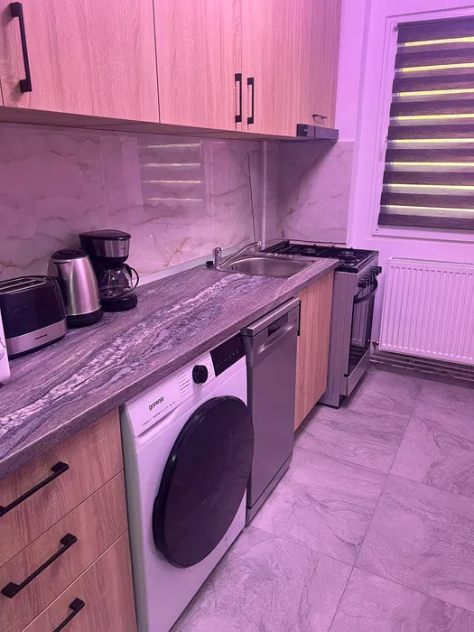 Apartament cu 2 camere, suprafata de 55 mp, str. Zizinului, zona Genemii