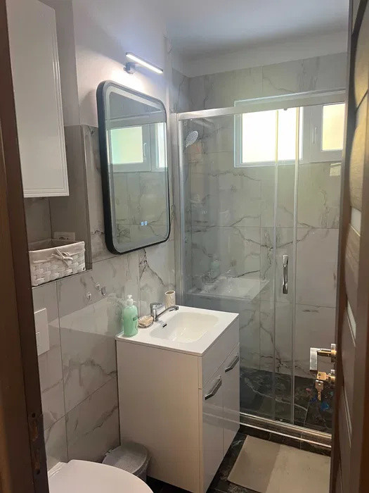 Apartament cu 2 camere, suprafata de 55 mp, str. Zizinului, zona Genemii