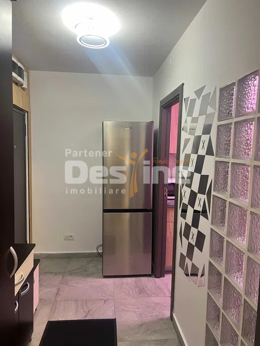 Apartament cu 2 camere, suprafata de 55 mp, str. Zizinului, zona Genemii