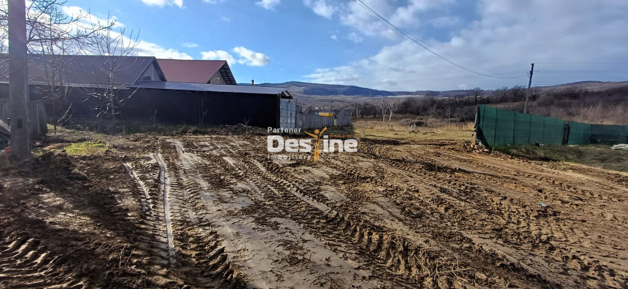 Teren intravilan 1925 mp cu certificat de urbanism si utilitati Mogosesti