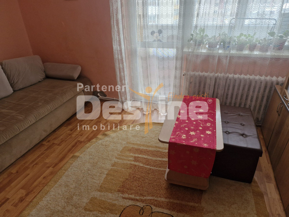 Apartament 2 camere, zona centrală, Cugir
