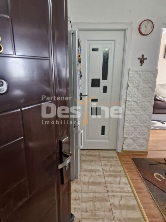 Apartament 2 camere, zona centrală, Cugir