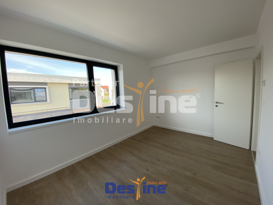 Vilă tip duplex, 4 camere, 102 mp + curte individuală, Bartolomeu
