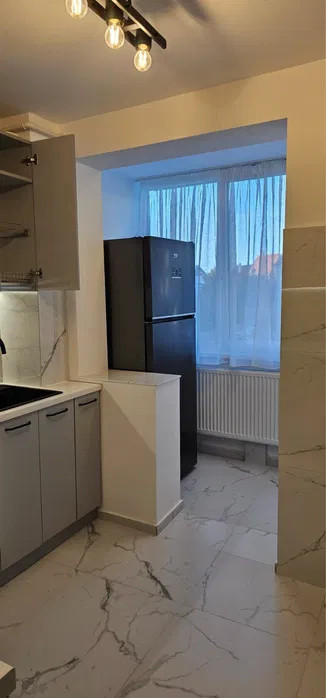 Apartament 2 camere 55 mp, etajul 2, zona Calea Bucuresti