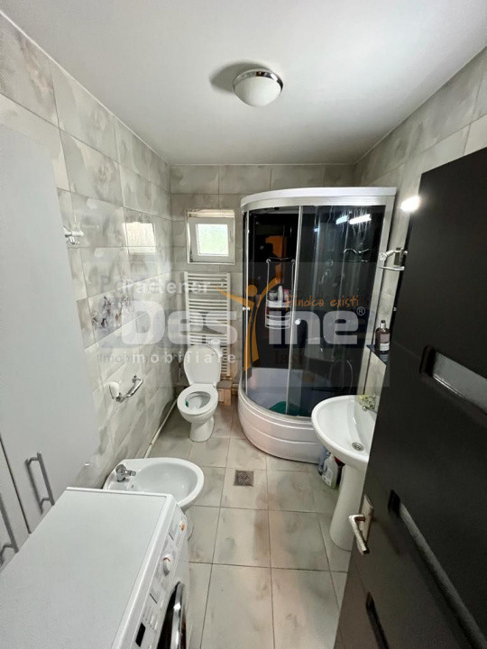 Chirie - Casa cu 3 camere, 95 mp, mobilata si utilata - Poitiers zona Frumoasa