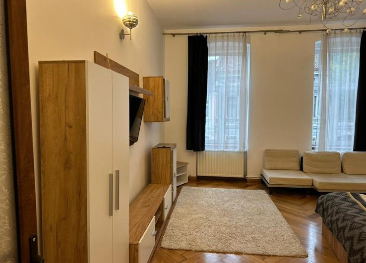 Studio 62 mp central, zona Teatrul Sica Alexandrescu, pretabil regim hotelier