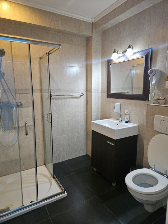 Apartament 3 camere 85 mp, etaj intermediar, situat central - Strada de Mijloc