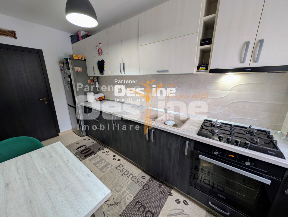 Apartament 2 camere decomandat 59 mp mobilat utilat geam la baie loc de parcare