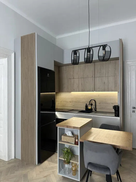 Apartament cu 2 camere si curte la casa in centrul Brasovului, 50 mp, PREMIUM