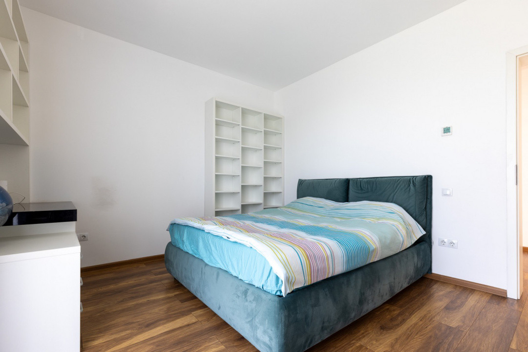 Casa individuala cu 4 camere, 120 mp util plus curte de 700 mp, zona Bartolomeu 