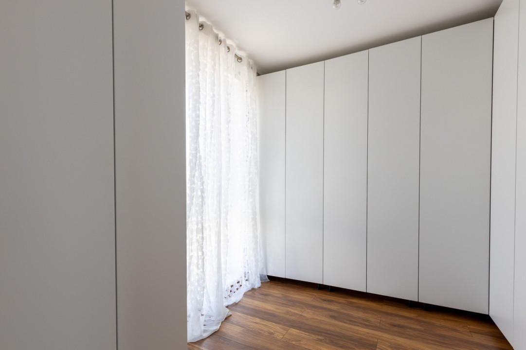 Casa individuala cu 4 camere, 120 mp util plus curte de 700 mp, zona Bartolomeu 