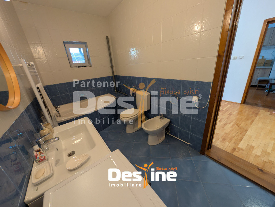 Vilă D+P+1+M 6 camere 180 mp cu 1000 mp teren și utilități, in spate Lidl Bucium