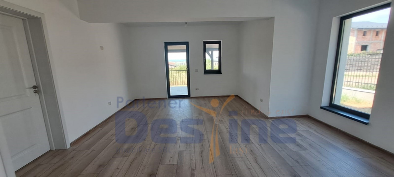 CASA P+M+POD , VALEA ADANCA , MIROSLAVA