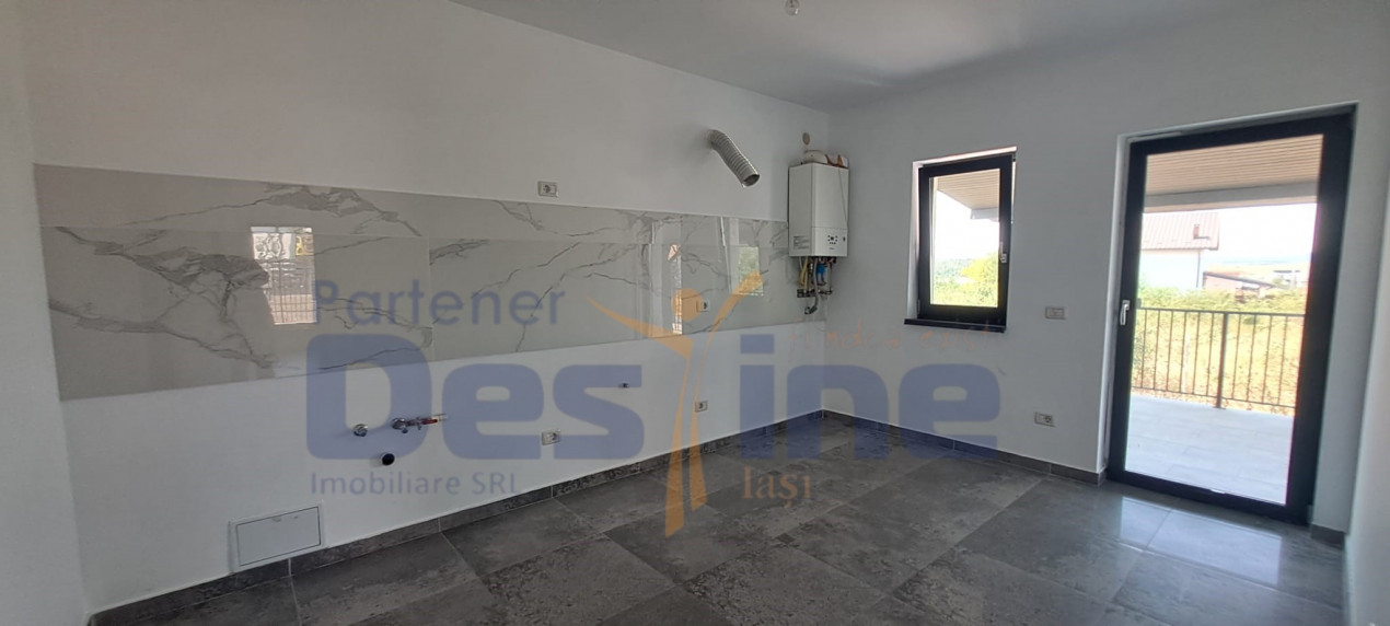 CASA P+M+POD , VALEA ADANCA , MIROSLAVA