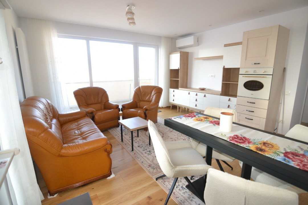 Studio 57 mp, etaj intermediar, cu balcon, situat in Urban Plaza Carpatilor