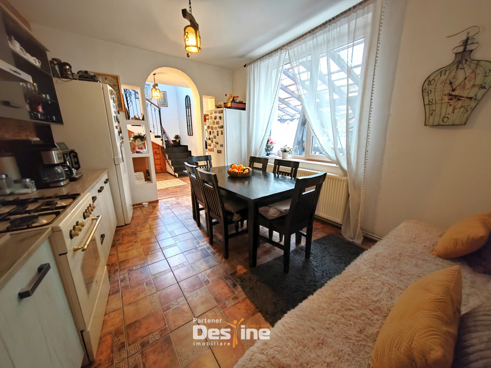 Casa individuala P+ETAJ+POD 200 mp + 536 mp TEREN - BUCIUM