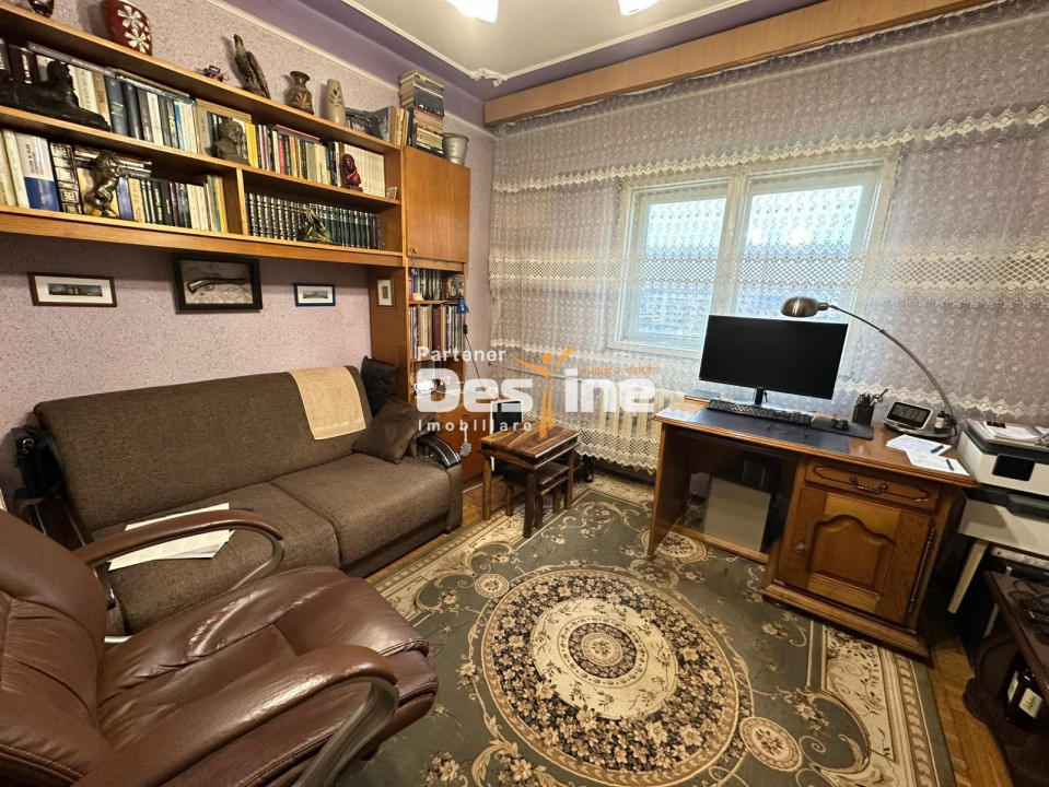 Apartament 3 camere, etaj 8/10, ultracentral – Palas Mall, Hala Centrală