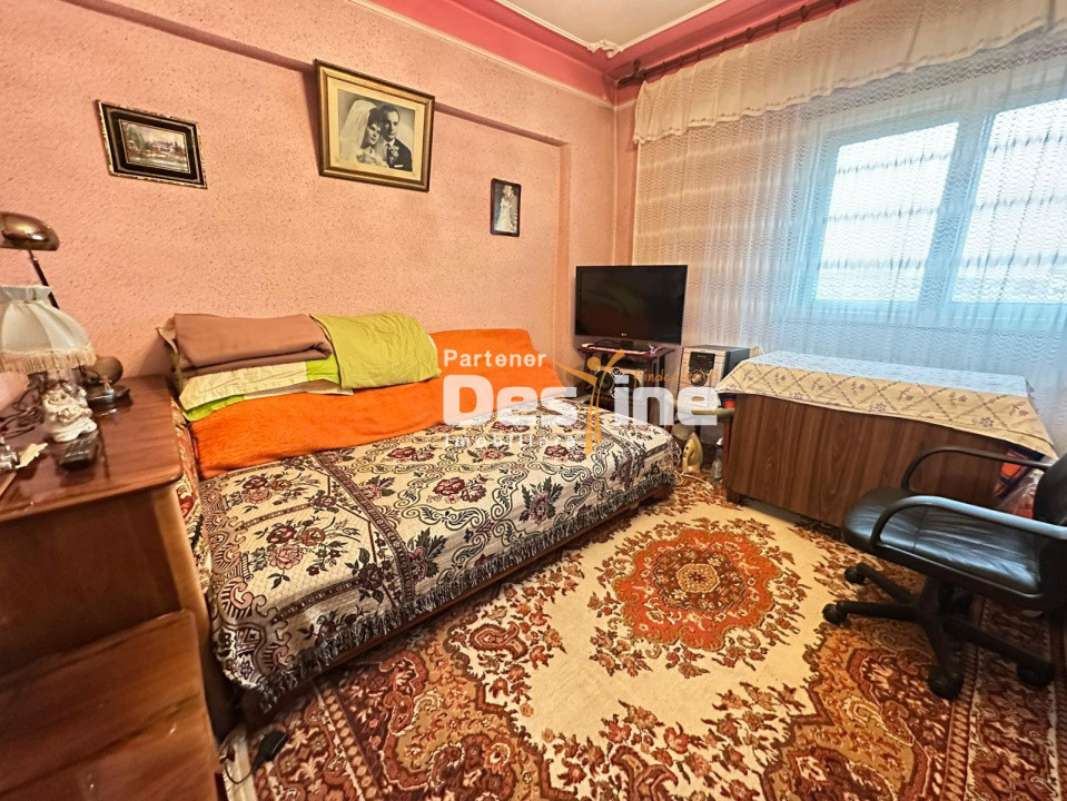 Apartament 3 camere, etaj 8/10, ultracentral – Palas Mall, Hala Centrală