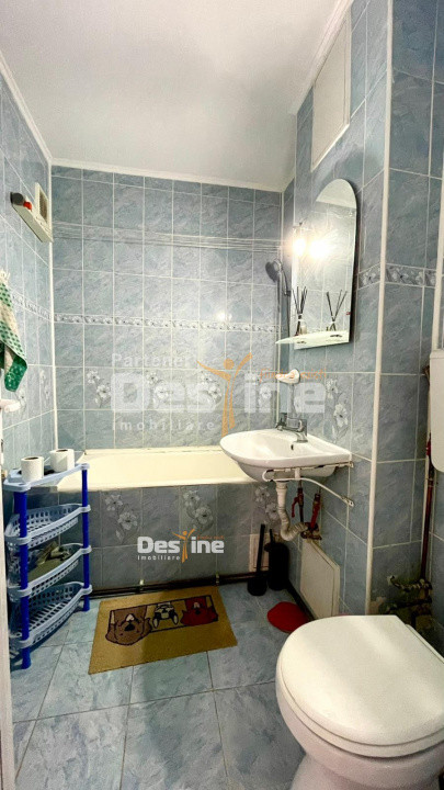 Podu Ros, apartament 2 camere , decomandat, 101,900 euro