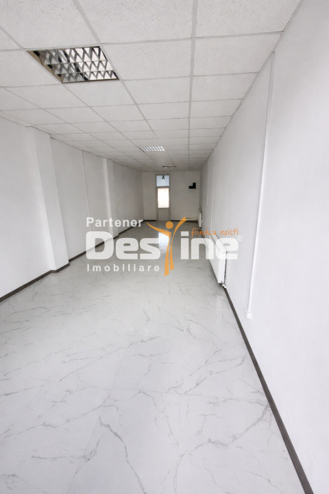 Tătărași - spațiu comercial, 40mp, centrală proprie,  lângă transportul public