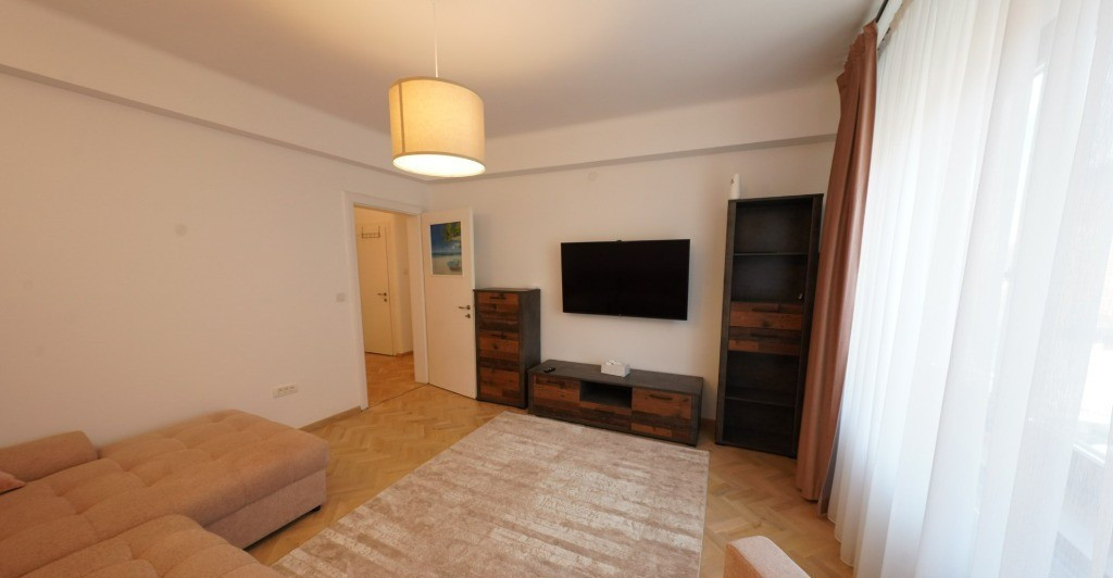 Apartament Cu 2 Camere, Centrul Orașului – La Doar Câteva Click-uri!
