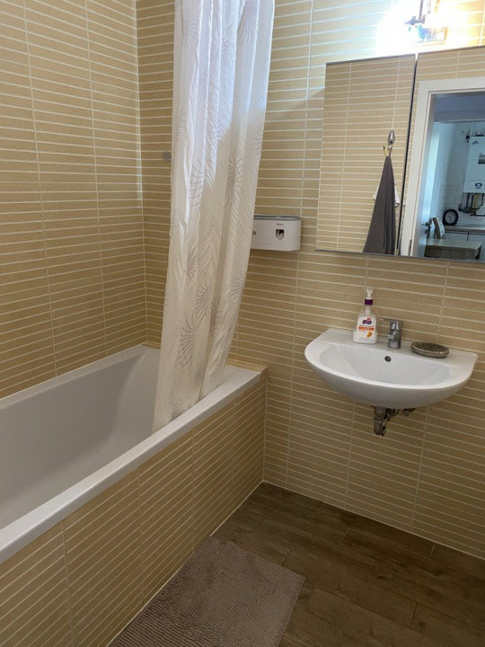 Apartament Luminos cu Balcon și Parcare – Imobil de Vis!