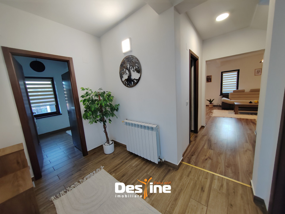 BÂRNOVA - Casă individuală P+1+POD, 140 mp + 380 mp teren