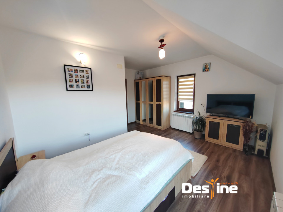 BÂRNOVA - Casă individuală P+1+POD, 140 mp + 380 mp teren