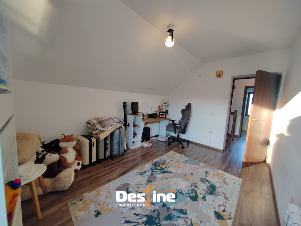 BÂRNOVA - Casă individuală P+1+POD, 140 mp + 380 mp teren