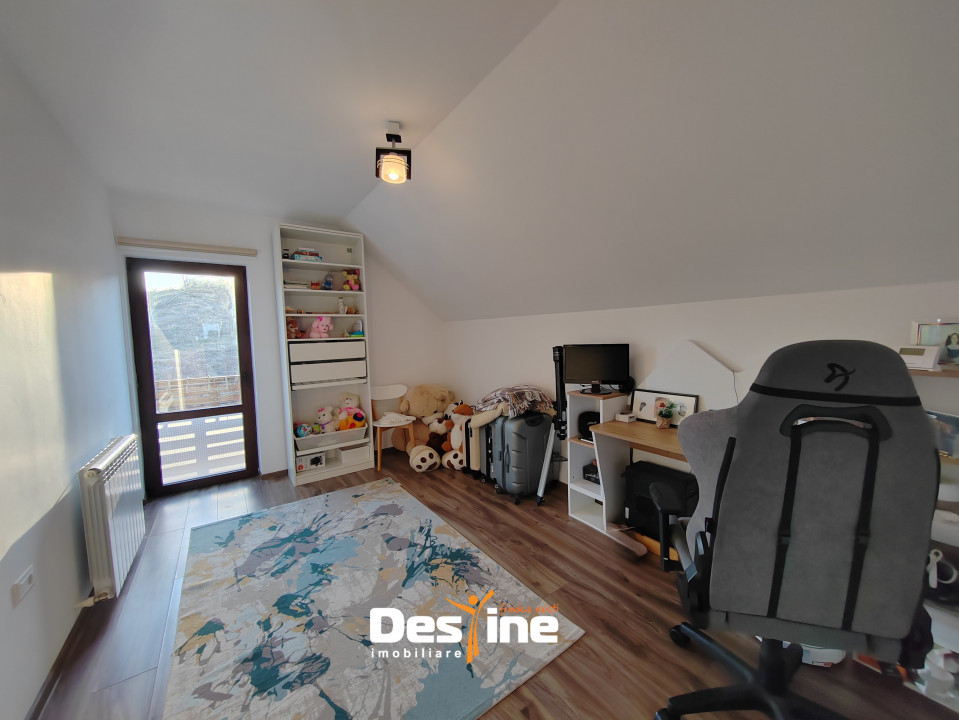 BÂRNOVA - Casă individuală P+1+POD, 140 mp + 380 mp teren