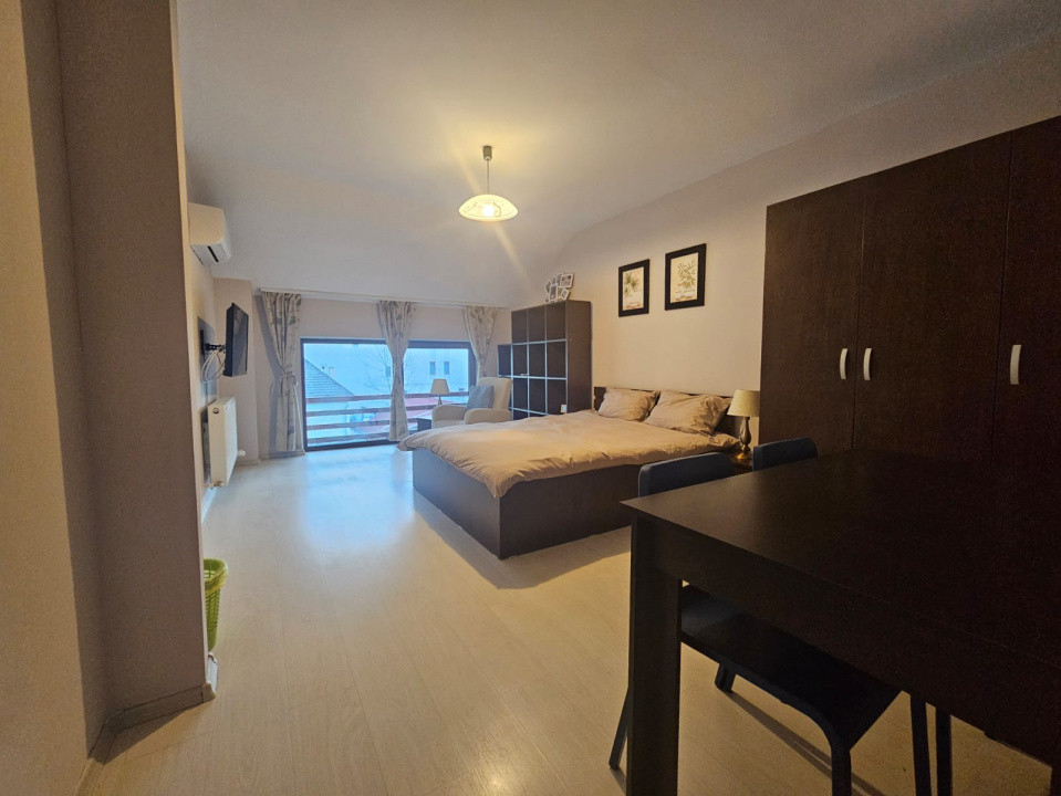 Apartament cu 2 camere 60 mp, situat central, pretabil regim hotelier