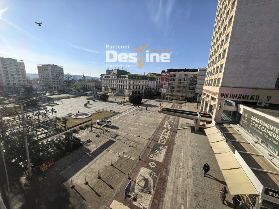 Piața Unirii -  Apartament cu 2 camere 48 mp decomandat, balcon, geam la baie