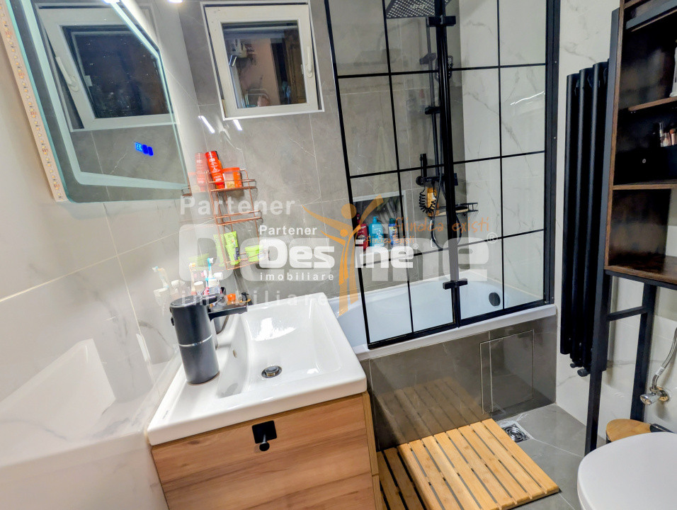 Apartament 3 camere 2 băi 55 mp Alexandru cel Bun