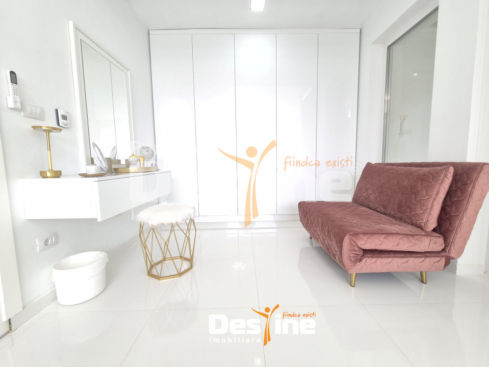 Casă sustenabilă 196 mp cu design futurist, în natură, mobilată utilată BÂRNOVA